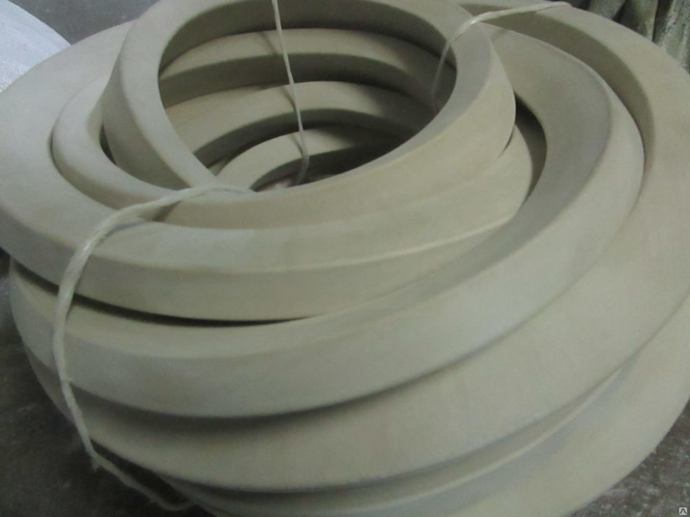 Шнур вакуумный резиновый 20х28 мм прямоугольного сечения белый из смеси 51-2062 ТУ 38105108-76