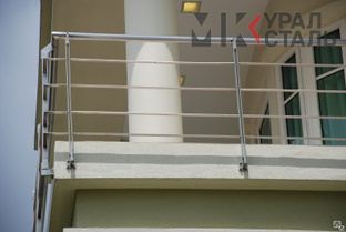Нержавеющие перила для балкона купить в Иркутске в розницу и оптом